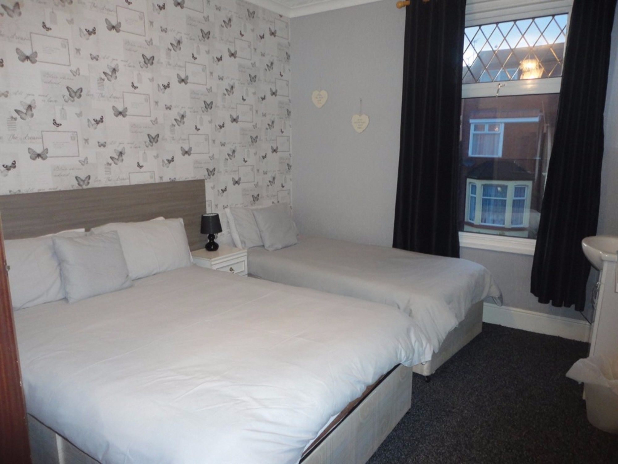 Hotel 33 Blackpool Exterior photo
